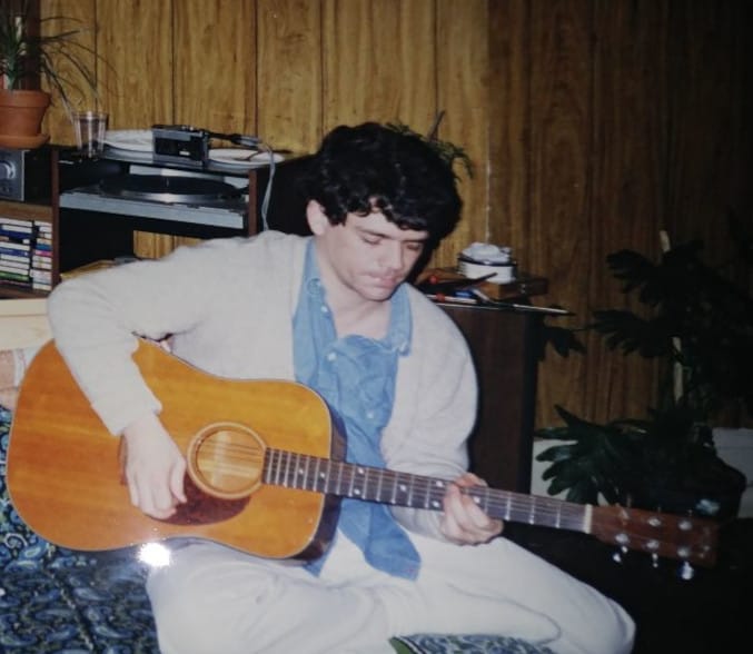 Rich playing acoustic, mid '90s